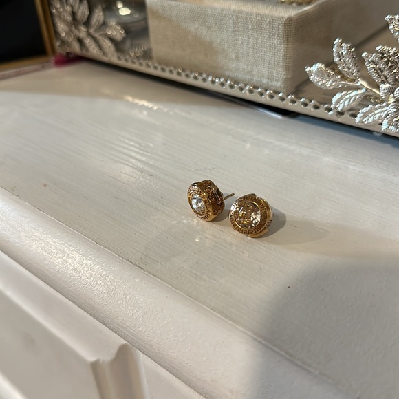 Authentic Versace earrings never worn - Picture 2 of 3